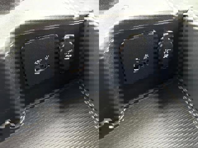 Used 2015 RAM 1500 Express image 24