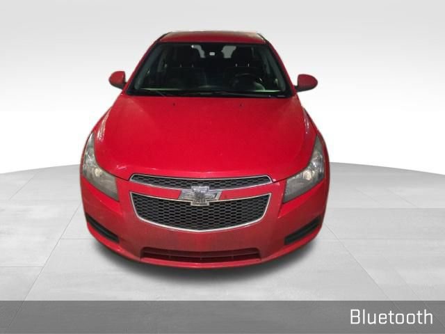 Used 2014 Chevrolet Cruze LT w/ Technology Package image 2