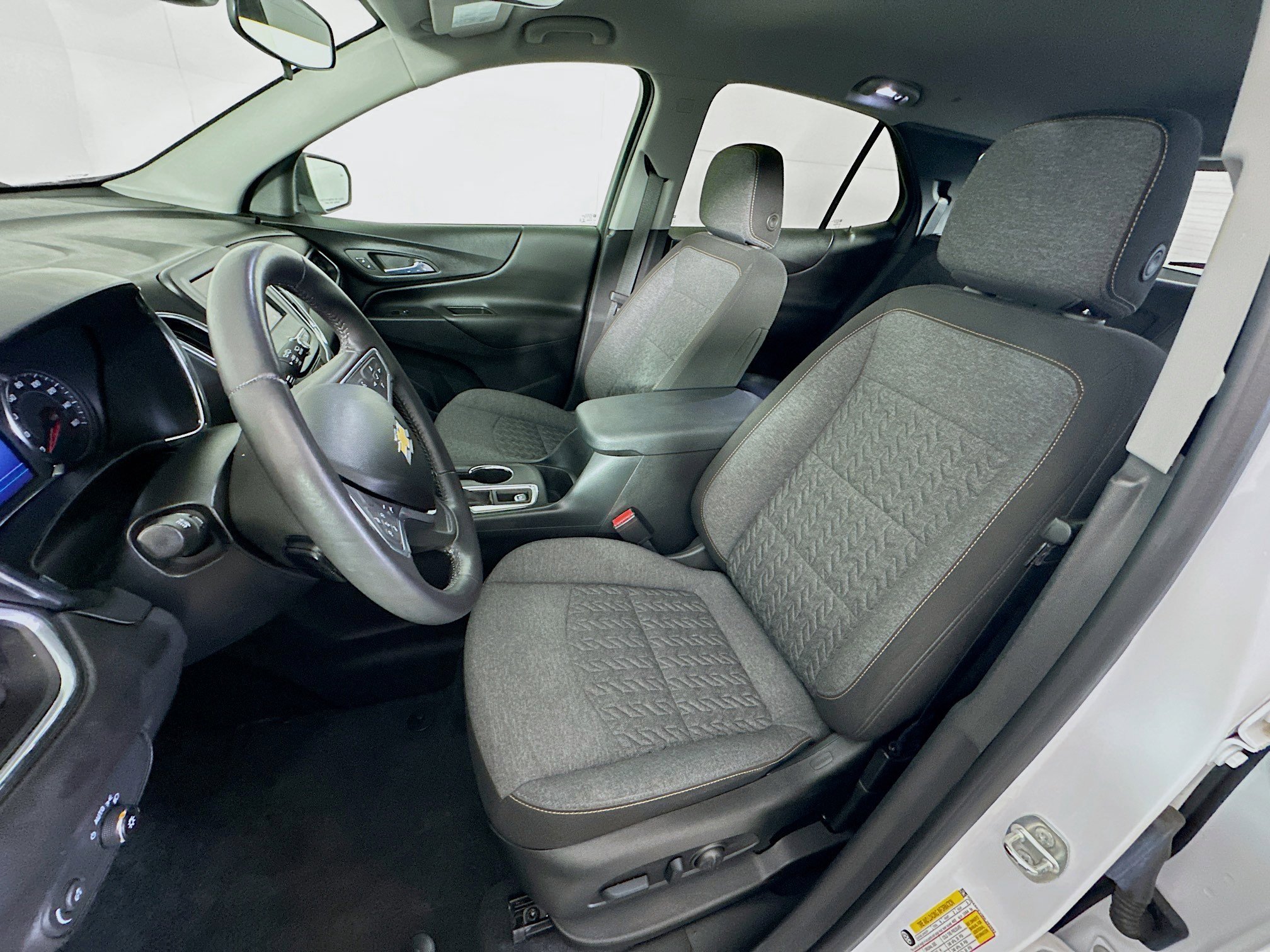 Used 2022 Chevrolet Equinox LT image 13