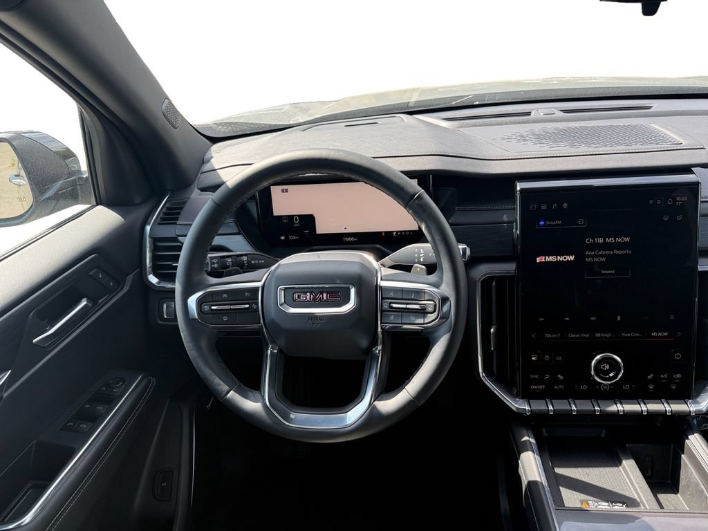 Used 2025 GMC Acadia Elevation FWD image 12