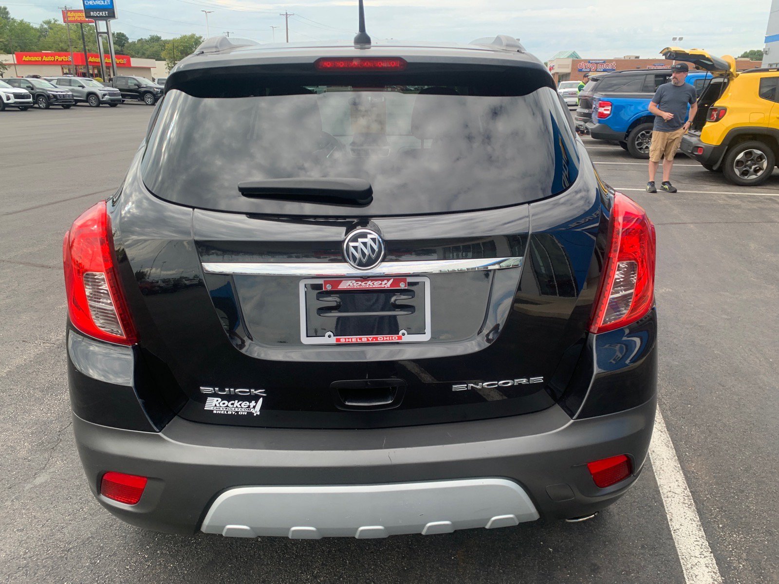 Used 2014 Buick Encore FWD image 5