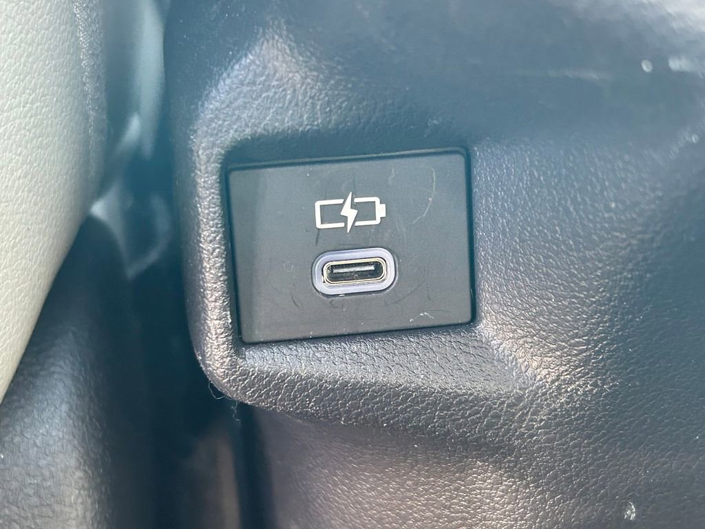 Used 2024 Toyota Grand Highlander XLE image 25