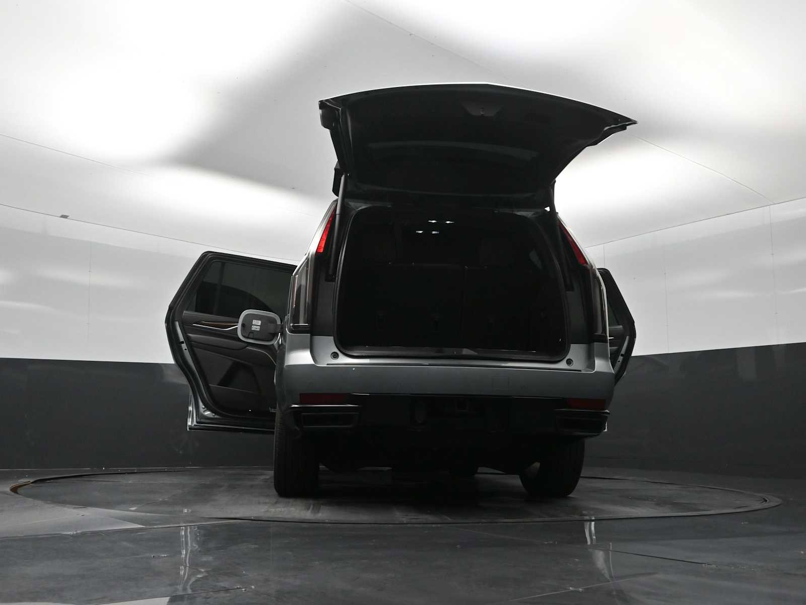 Used 2023 Cadillac Escalade Sport Platinum image 40