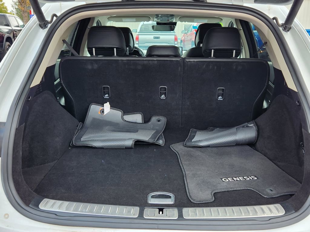Used 2025 Genesis GV70 2.5T image 13