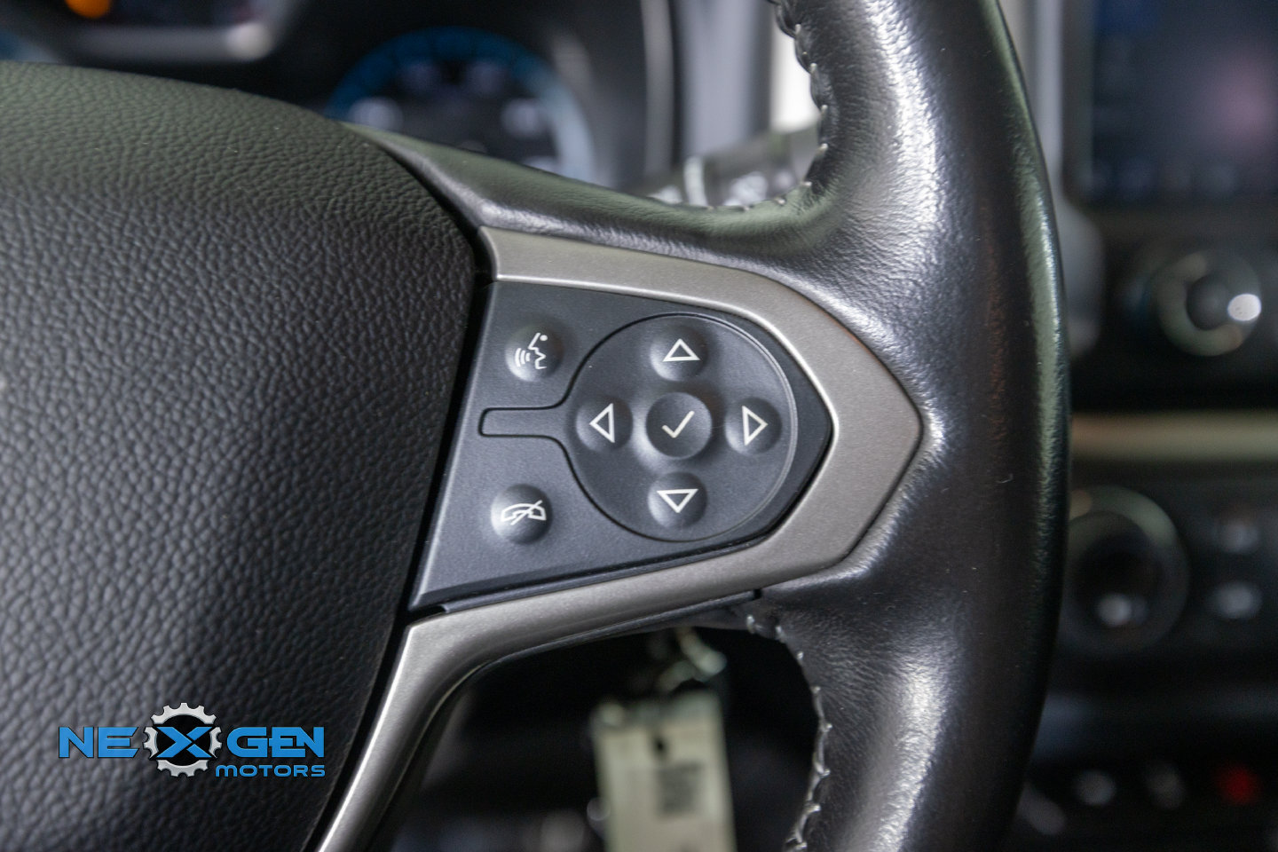 Used 2022 Chevrolet Colorado Z71 AWD/4WD image 18