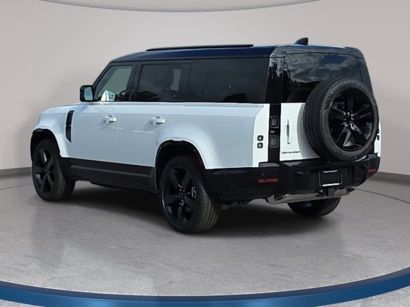 New 2026 Land Rover Defender 130 X-Dynamic SE AWD/4WD image 6