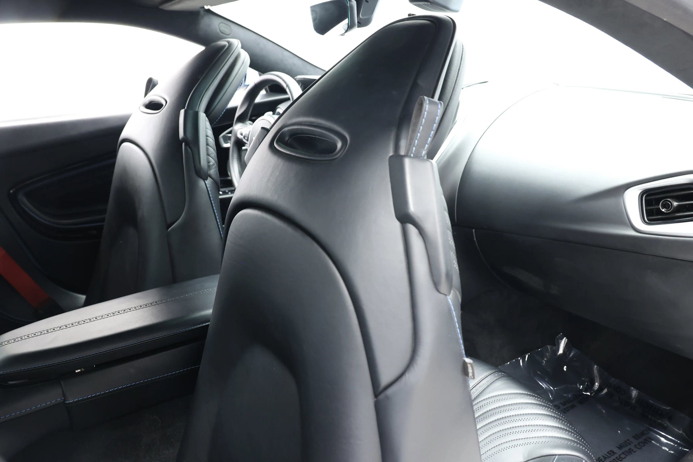 Used 2018 Aston Martin DB11 V12 image 76