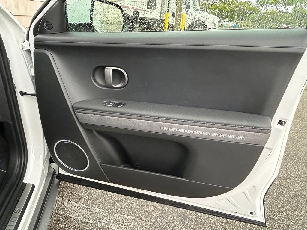 Used 2025 Hyundai Ioniq 5 Limited RWD image 35