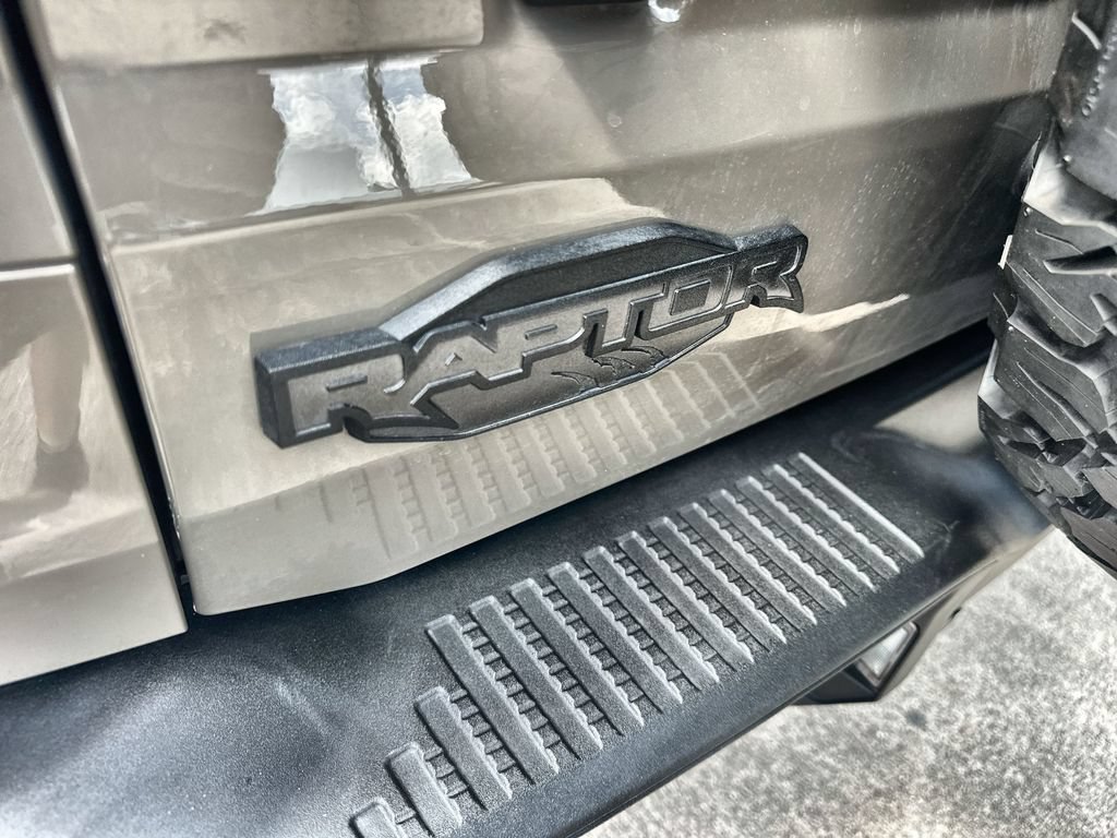 Used 2025 Ford Bronco Raptor AWD/4WD image 14
