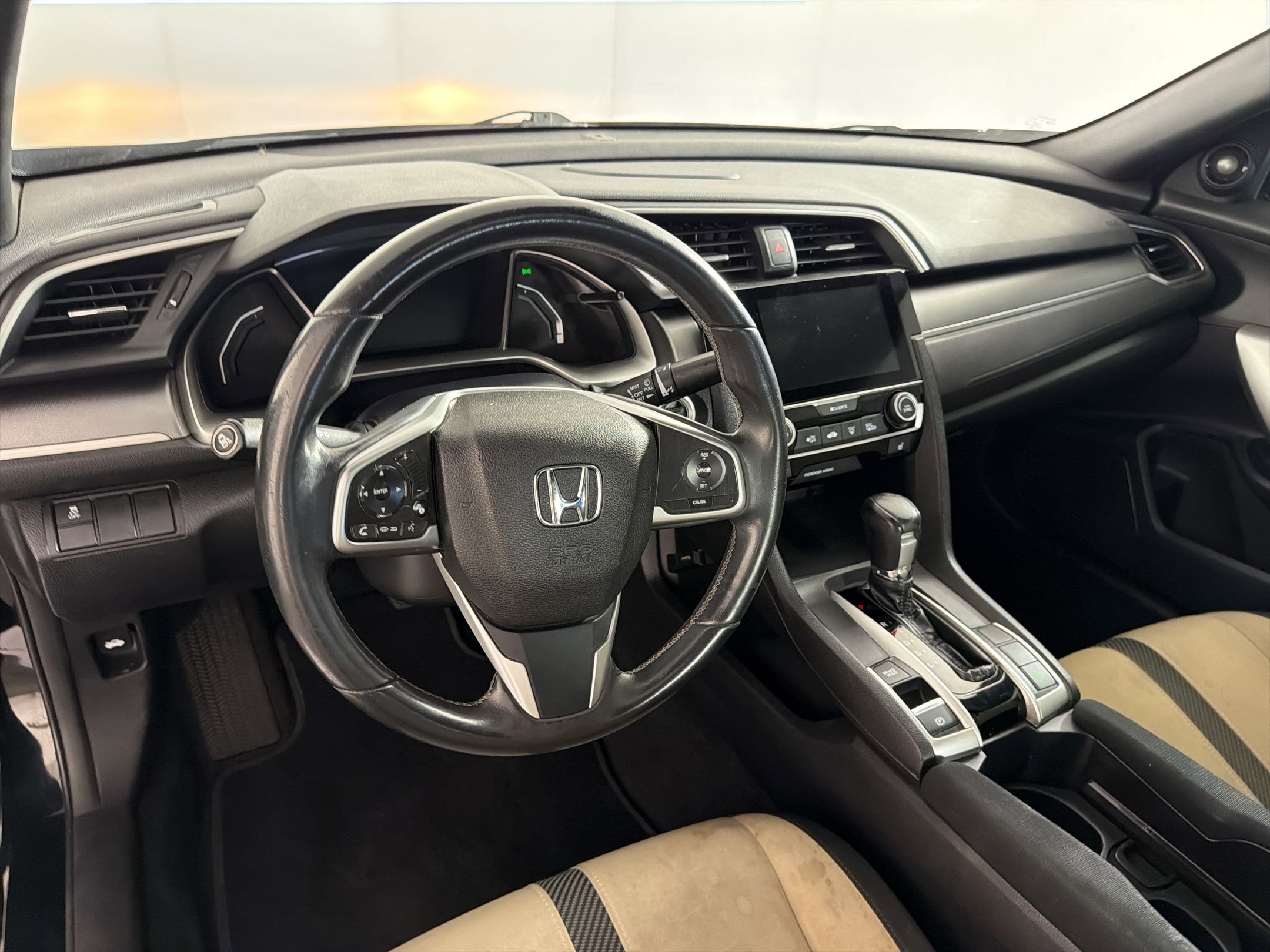 Used 2018 Honda Civic EX-T image 4