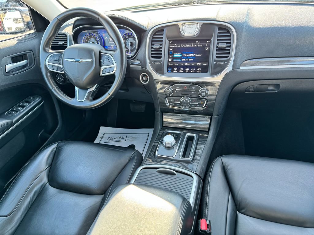 Used 2021 Chrysler 300 Touring L image 16