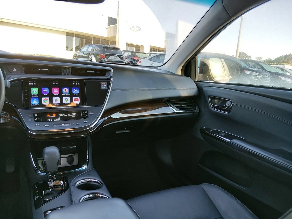 Used 2015 Toyota Avalon XLE Touring FWD image 12