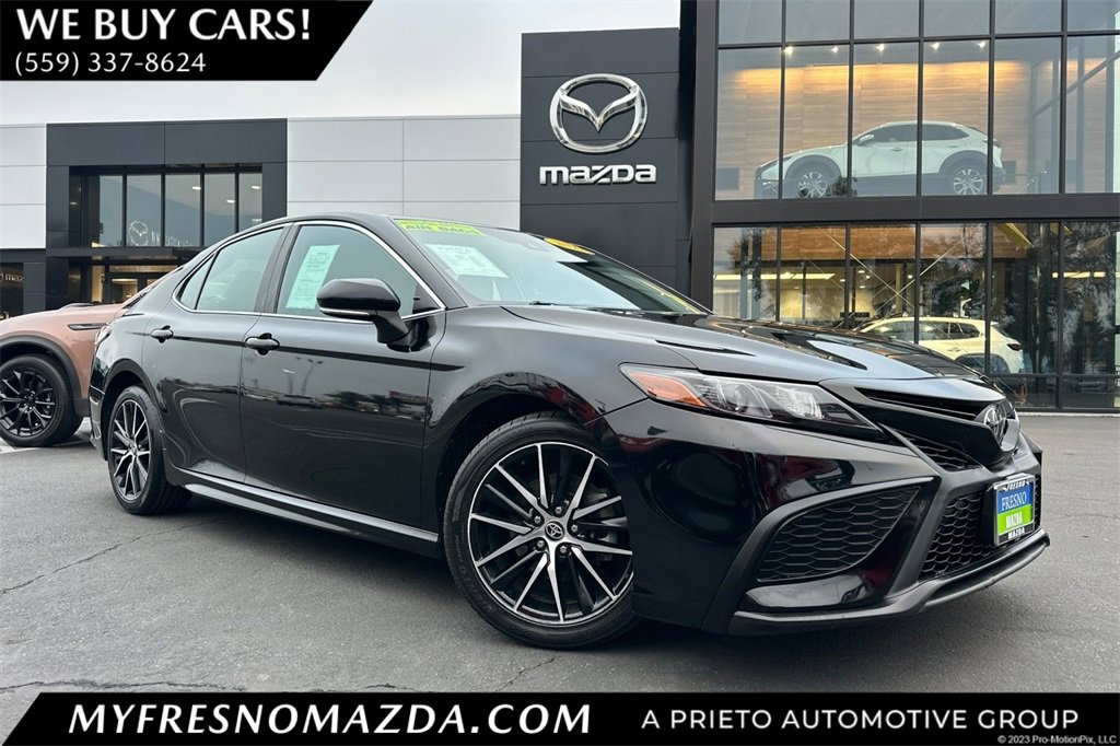 Used 2022 Toyota Camry SE