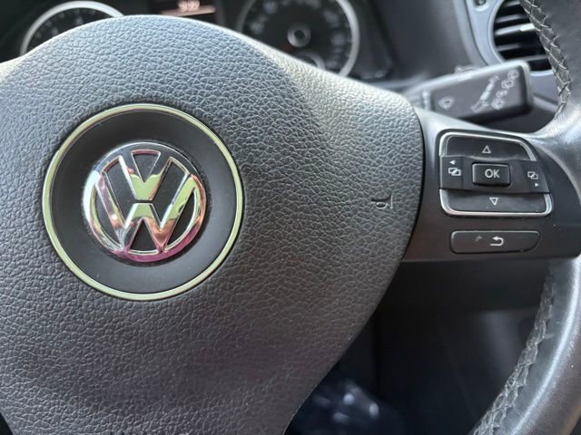Used 2018 Volkswagen Tiguan Limited w/ Premium Package FWD image 16