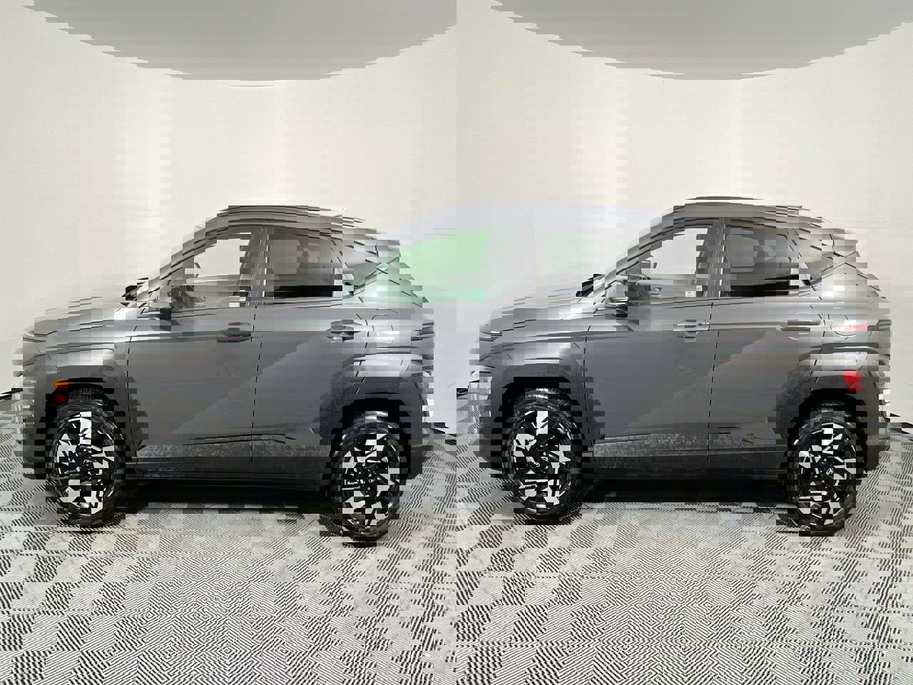 Used 2025 Hyundai Kona SEL image 6