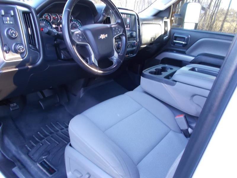 Used 2015 Chevrolet Silverado 2500 LT w/ LT Convenience Package image 30