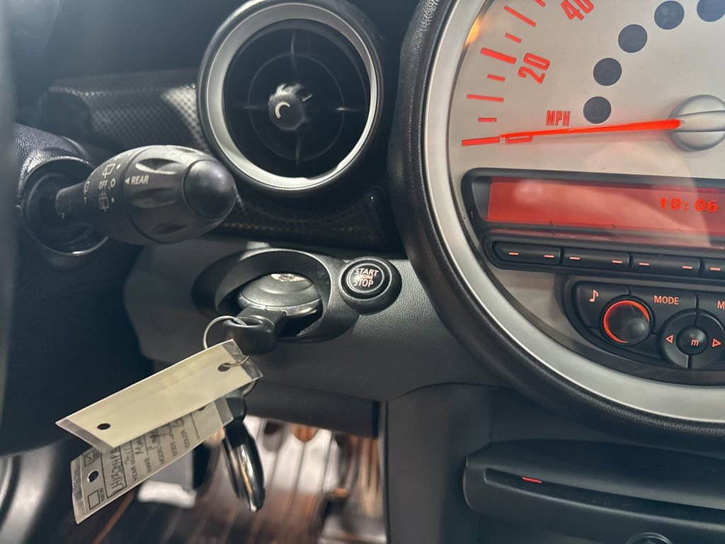 Used 2011 MINI Cooper S image 15