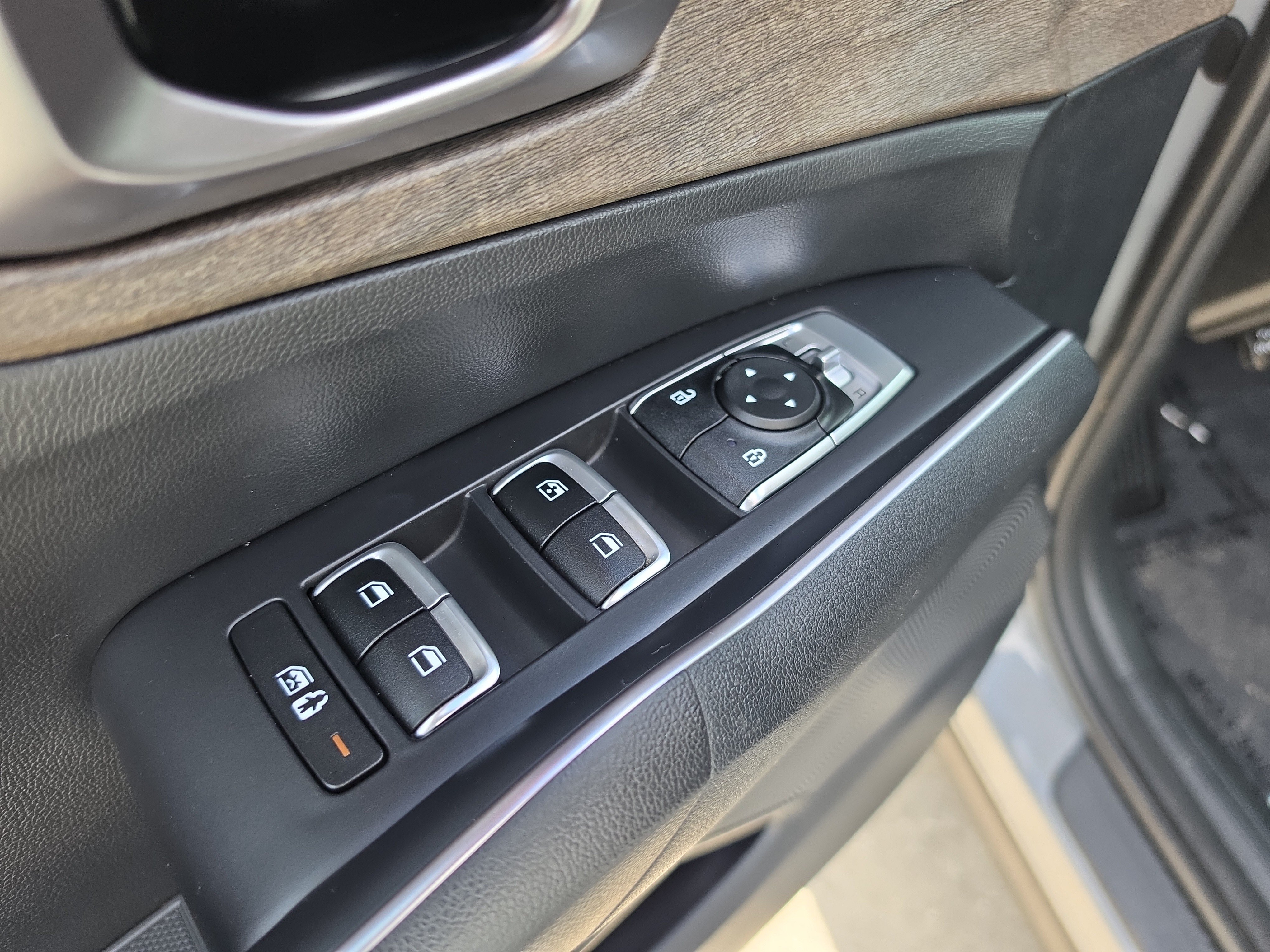 Used 2023 Kia Sorento S AWD/4WD image 19
