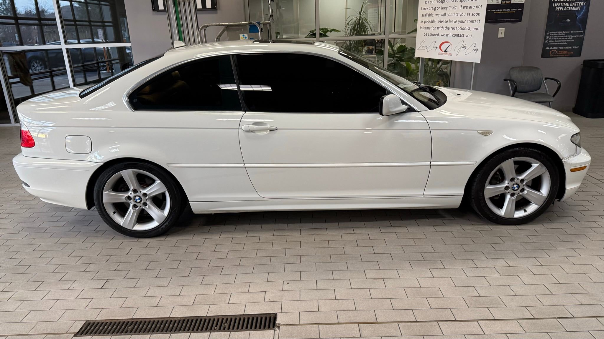 Used 2004 BMW 325Ci Coupe image 1