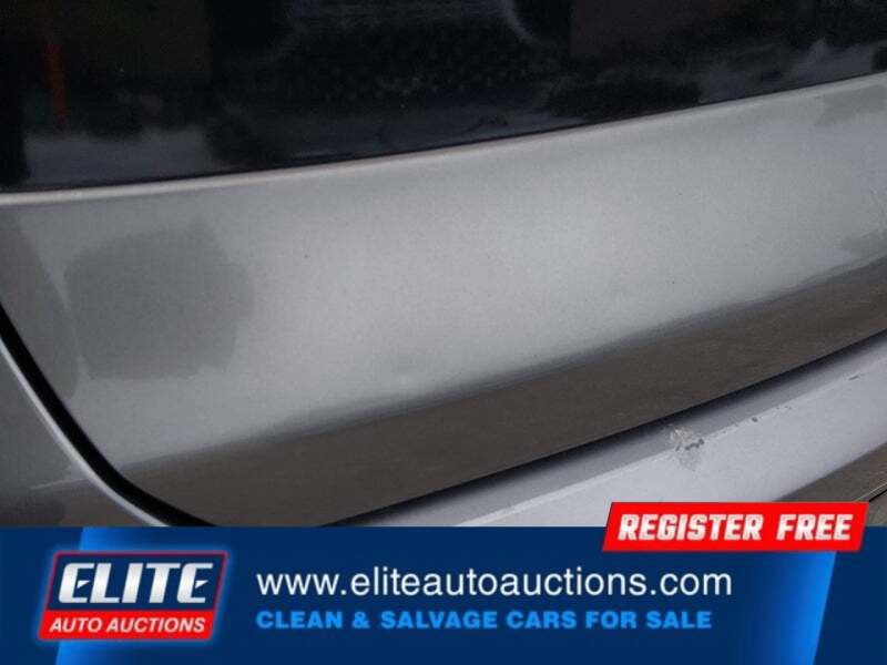 Used 2017 Kia Soul + FWD image 11