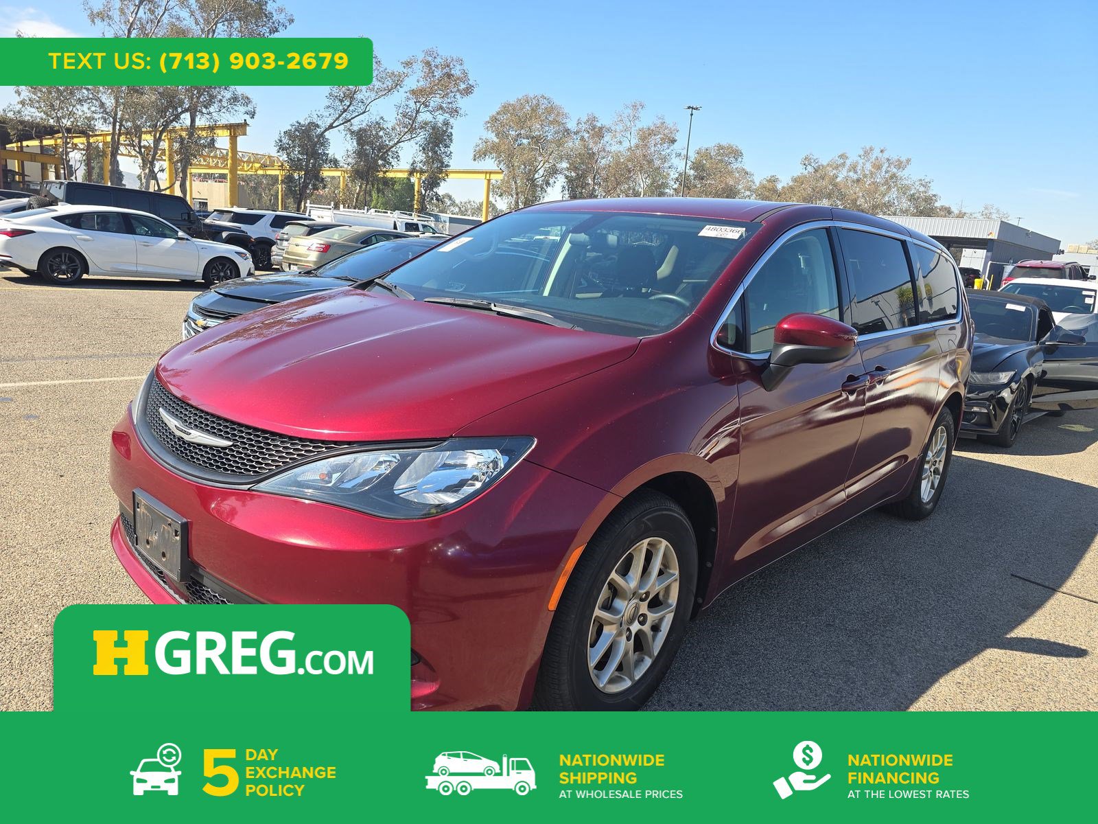 Used 2022 Chrysler Voyager LX image 1