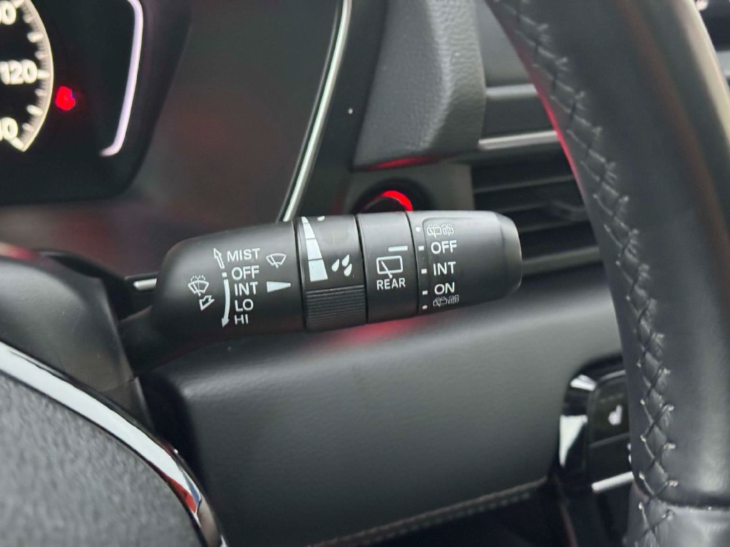 Used 2023 Honda Pilot Touring image 27