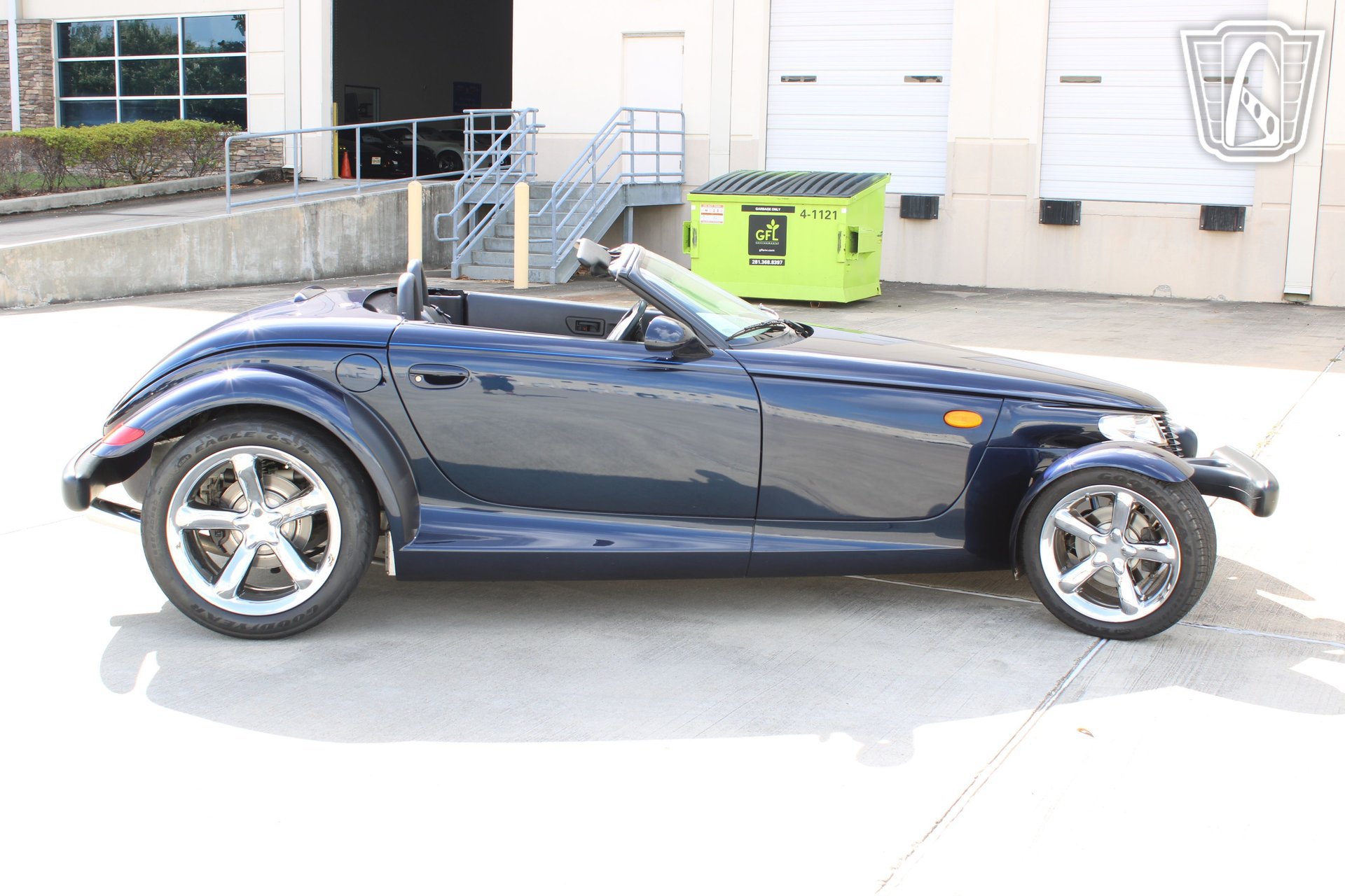 Used 2001 Chrysler Prowler RWD image 25