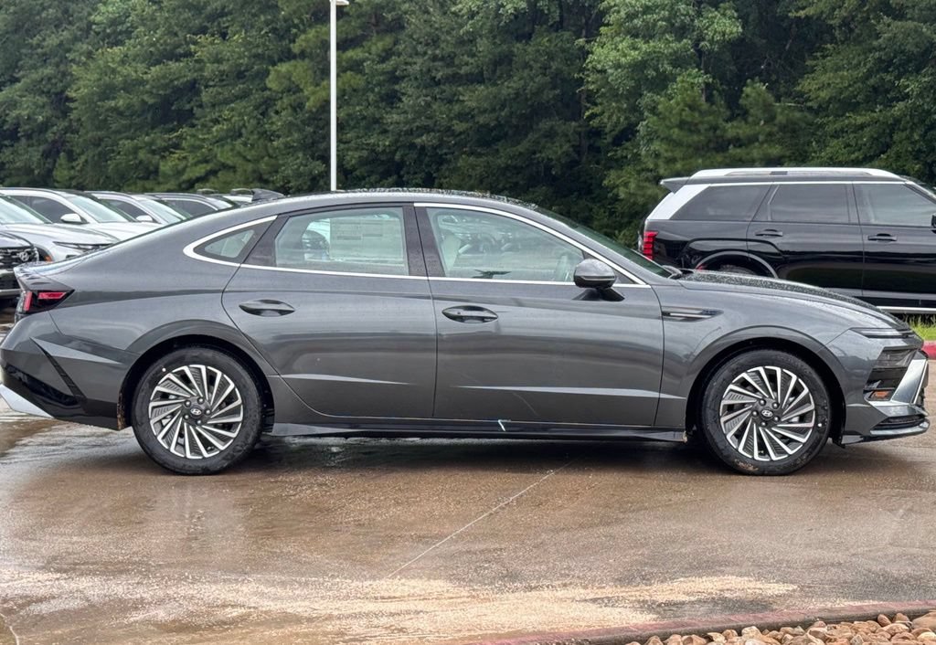 New 2026 Hyundai Sonata SEL FWD image 11