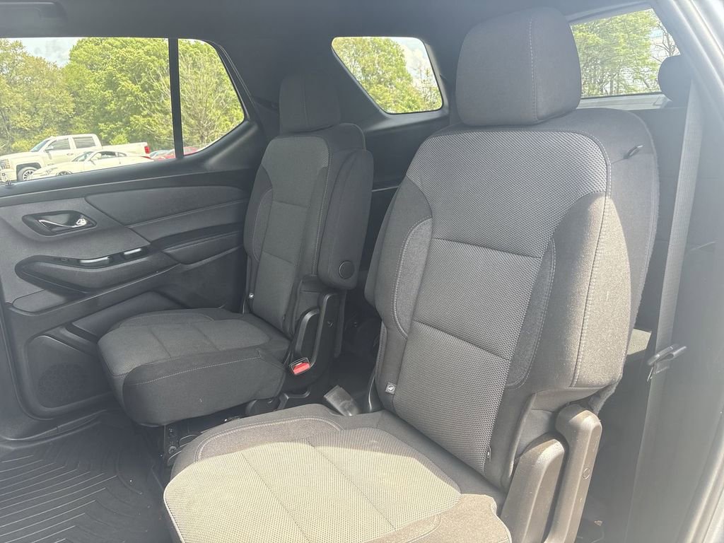 Certified 2023 Chevrolet Traverse LT image 24