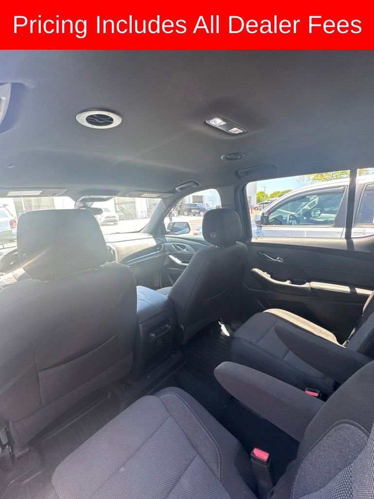 Used 2023 Chevrolet Traverse LT FWD image 13