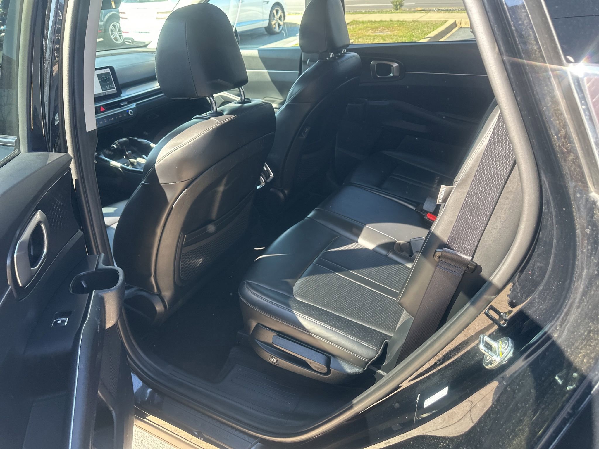 Used 2024 Kia Sorento S image 19