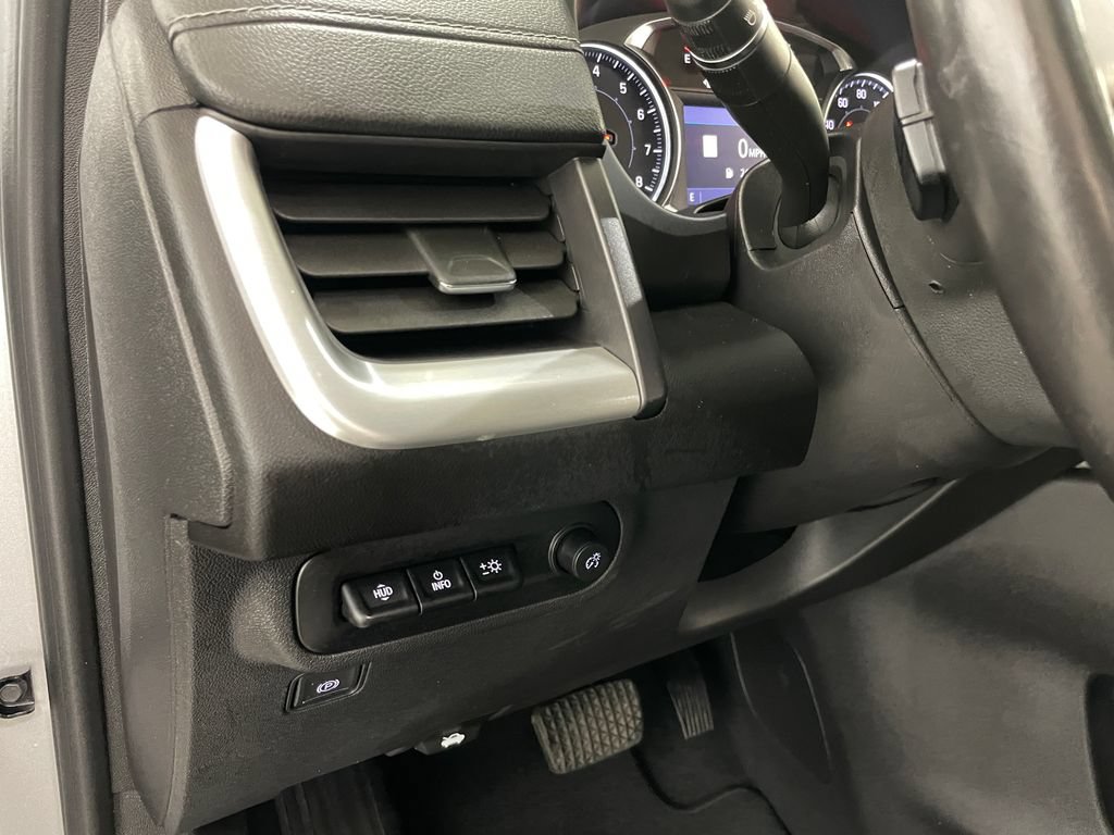 Used 2022 GMC Terrain SLT w/ Infotainment Package II AWD/4WD image 29