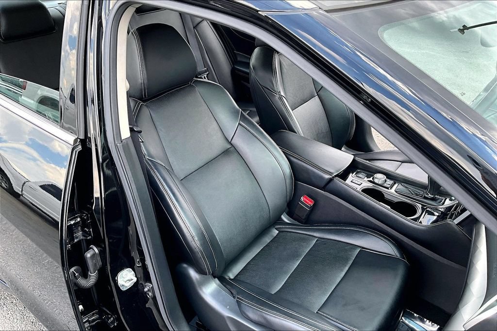 Used 2023 Nissan Maxima SL FWD image 30