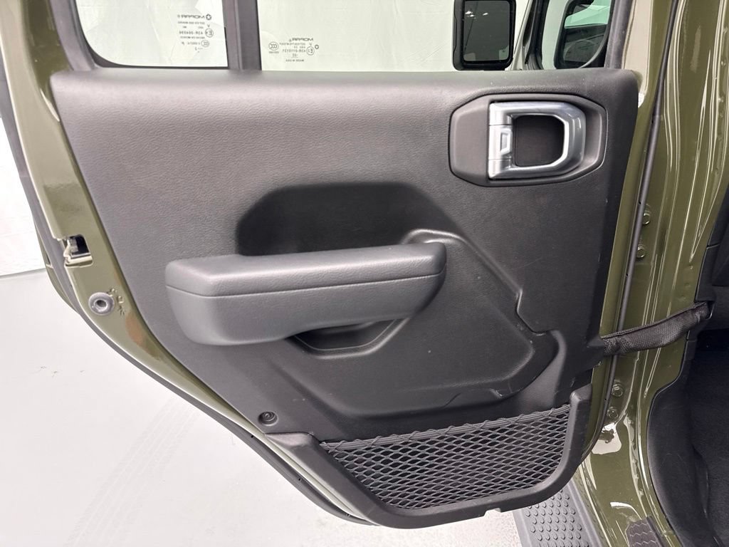 Used 2022 Jeep Wrangler Unlimited Sport AWD/4WD image 15
