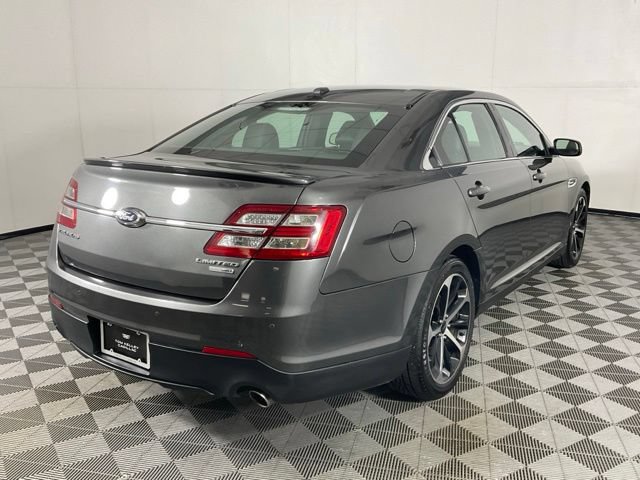 Used 2015 Ford Taurus Limited w/ Equipment Group 301A AWD/4WD image 6