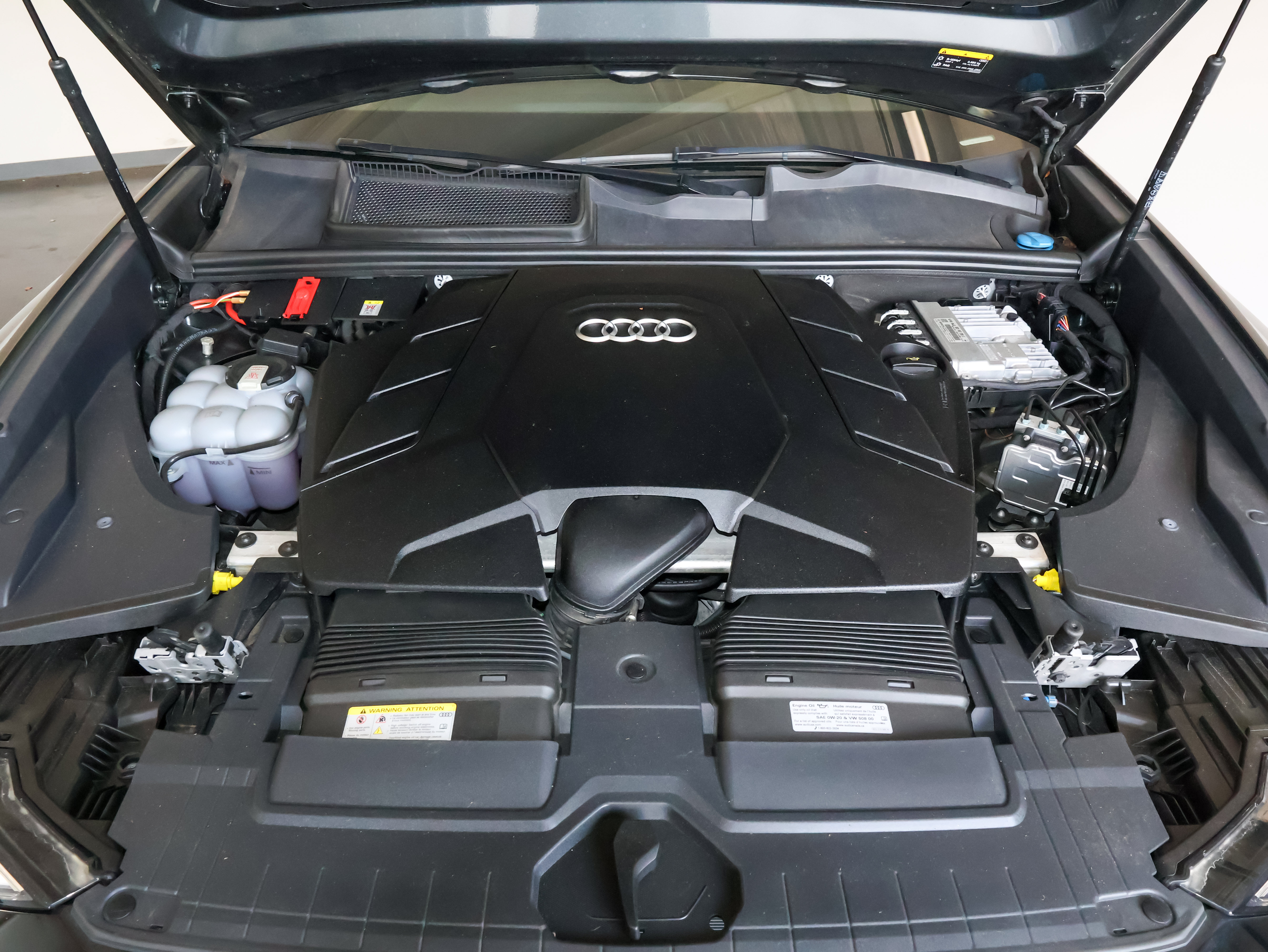 Used 2023 Audi Q8 Premium Plus w/ Premium Plus Package AWD/4WD image 67