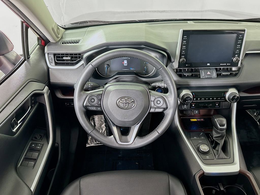 Certified 2022 Toyota RAV4 Limited image 19