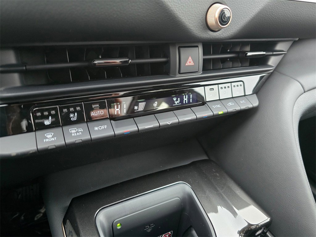 New 2025 Toyota Crown Signia image 32