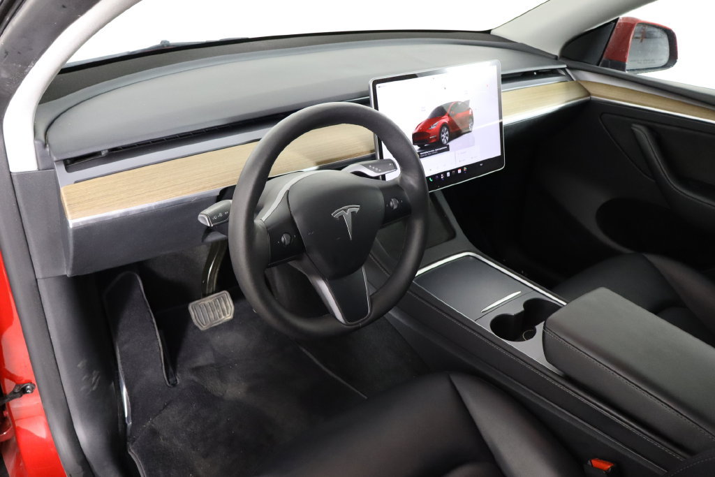 Used 2023 Tesla Model Y Long Range AWD/4WD image 22