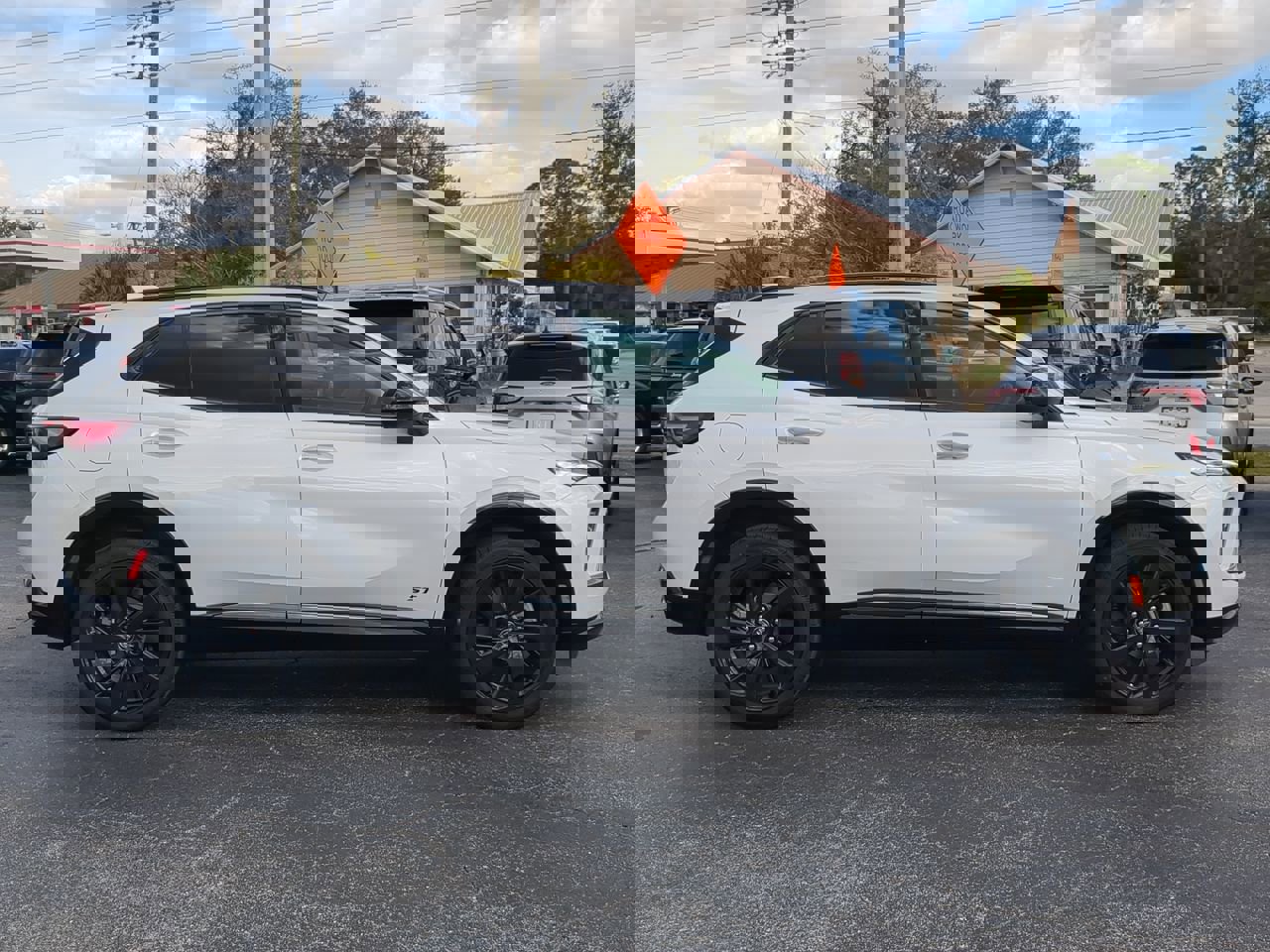 New 2025 Buick Envision Sport Touring image 3