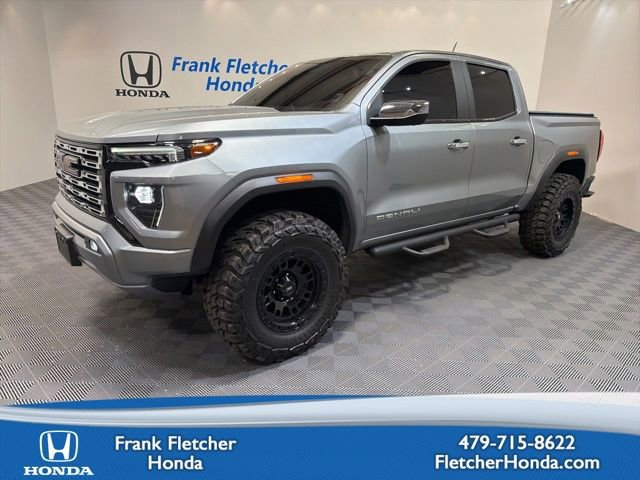 Used 2024 GMC Canyon Denali AWD/4WD image 1