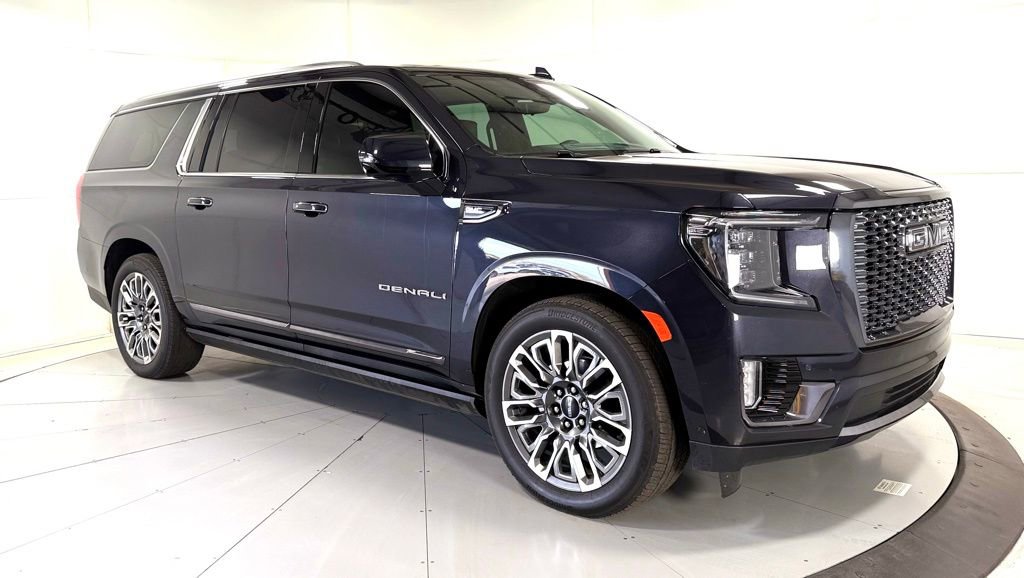 Used 2024 GMC Yukon XL Denali Ultimate image 1