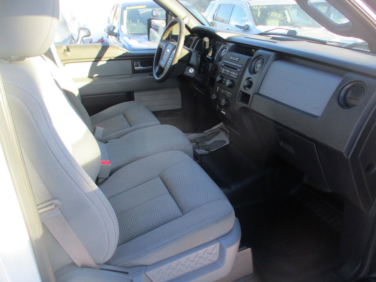 Used 2014 Ford F150 XL w/ Equipment Group 101A Mid image 8