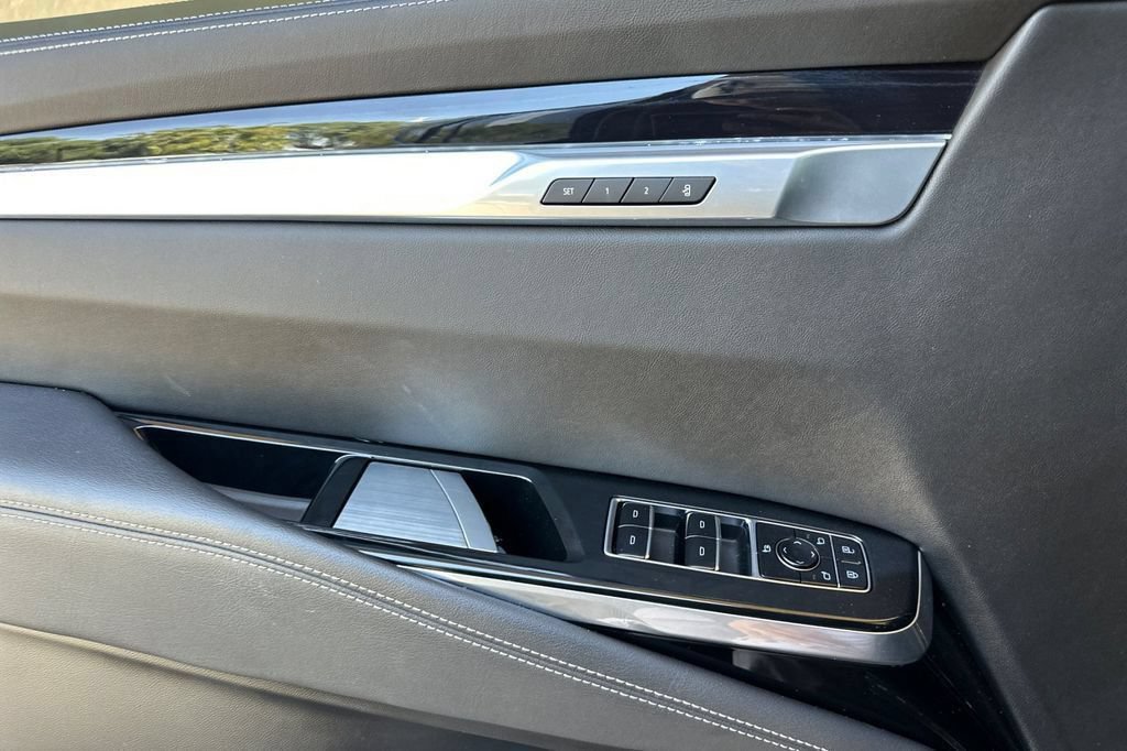 Used 2025 Cadillac Escalade Sport w/ Touring Package AWD/4WD image 8