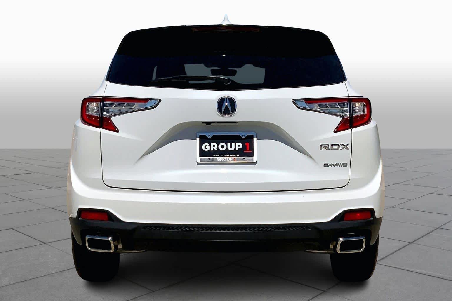 Used 2025 Acura RDX SH-AWD image 5