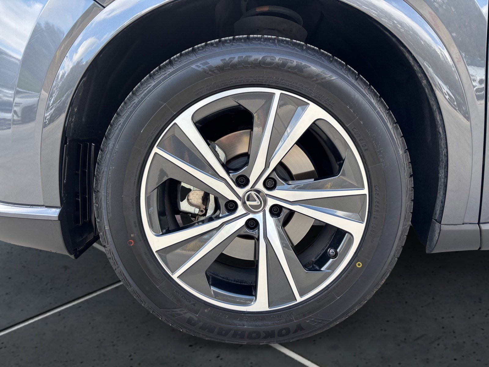 Used 2024 Lexus RX 350 Premium w/ Accessory Package (Z1) image 14