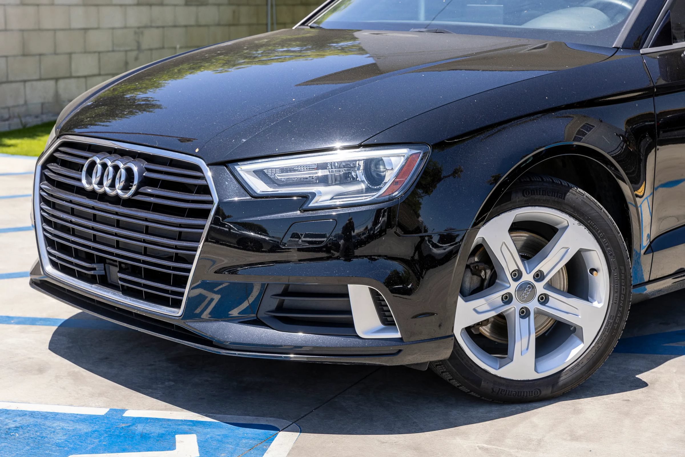 Used 2017 Audi A3 2.0T Premium w/ Convenience Package FWD image 7