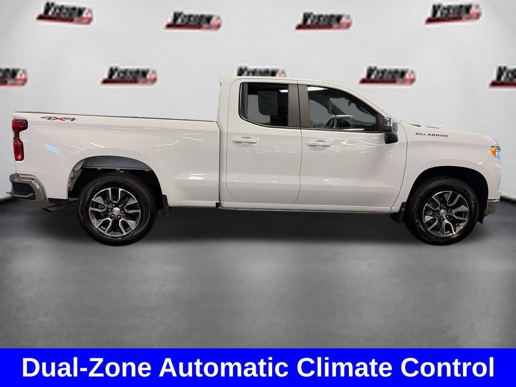 Used 2024 Chevrolet Silverado 1500 LT AWD/4WD image 7