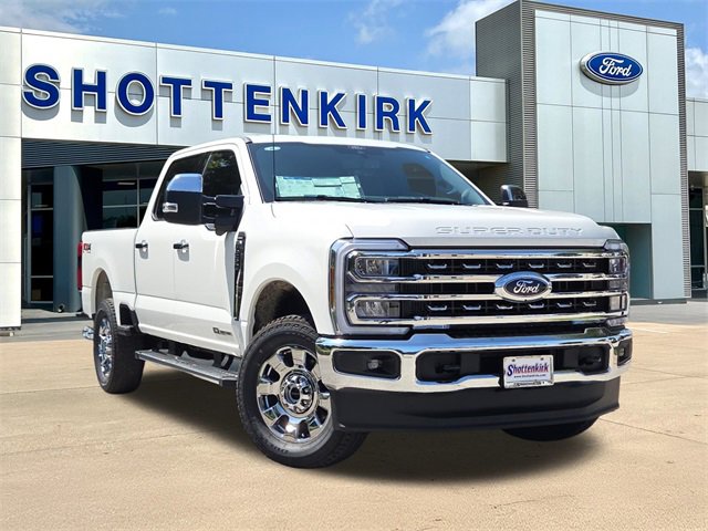 New 2025 Ford F250 Lariat w/ Chrome Package