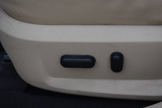 Used 2009 Ford Taurus Limited AWD/4WD image 24